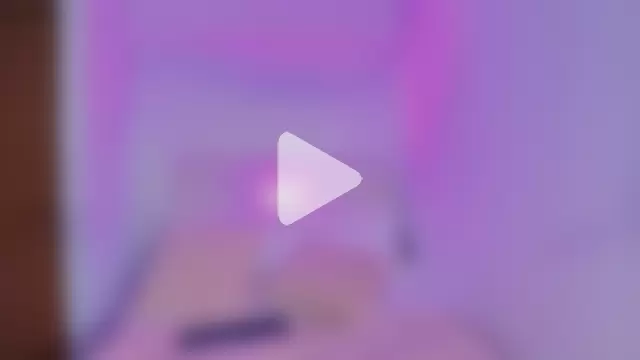 ArianaReynoldss photo 29