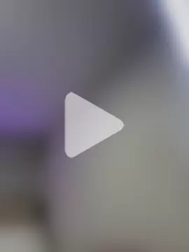 ArianaReynoldss photo 18