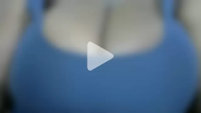 BOOBS-ARTIST photo 2