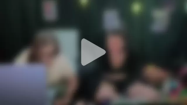 Bella_and_Marie photo 15