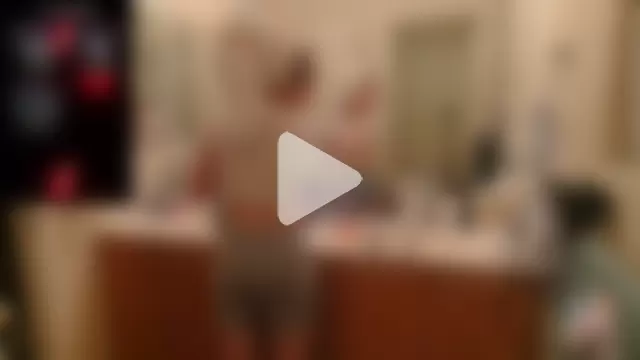 Blondiewithanass photo 4