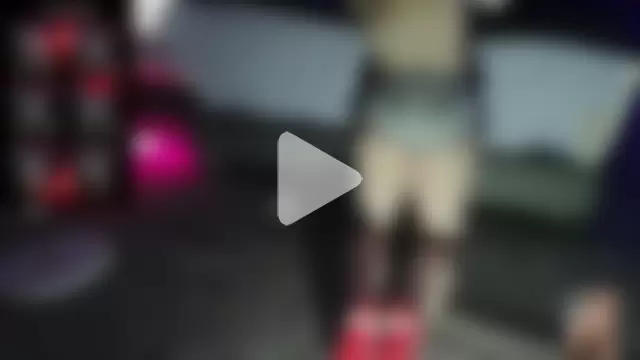 Blondiewithanass photo 1