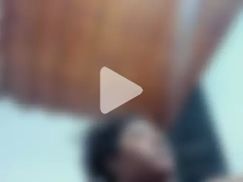 CAROLINNAGOMEZ photo 1