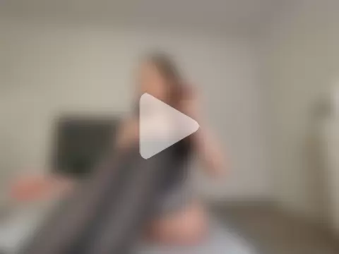 Carlycrush_ photo 14