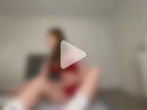 Carlycrush_ photo 13