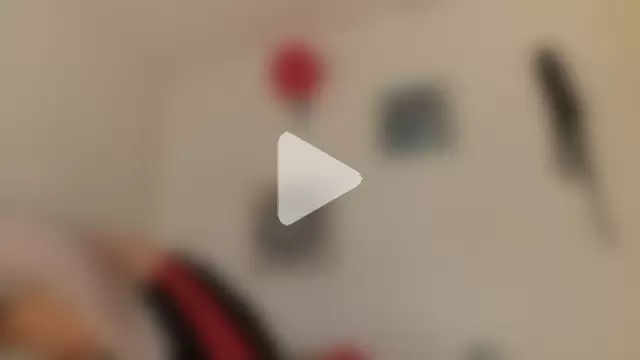 CarolineAikos photo 22