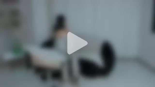 CarolineEvans_x photo 11