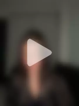 CarolineEvans_x photo 3