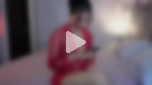 CarolineMuzgui photo 7