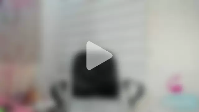 Caroline_daring photo 11