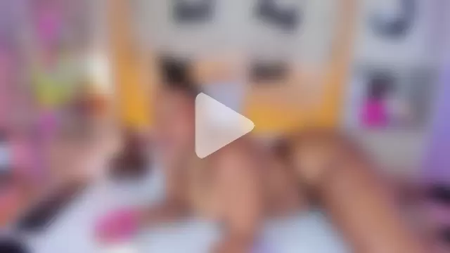 CassiieLondon photo 7