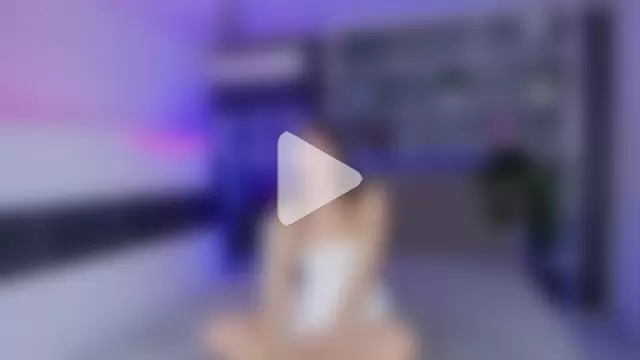 ChristyBrook photo 10