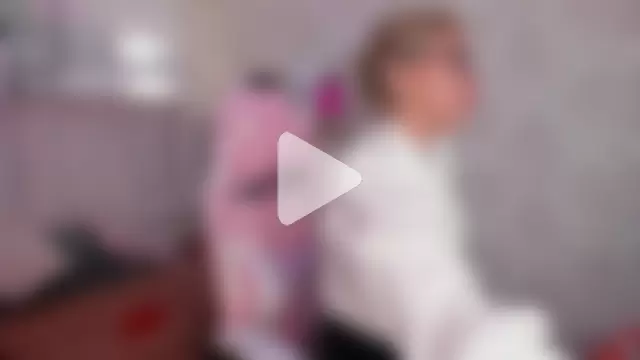 Clhoe_Johnson photo 3