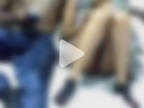 De_maskedcouple photo 15