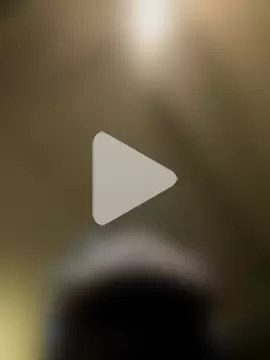 De_maskedcouple photo 2