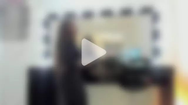 ElisabethMassey photo 6