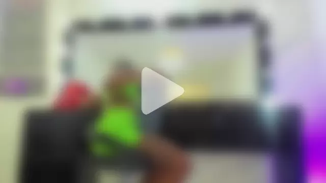 ElisabethMassey photo 13