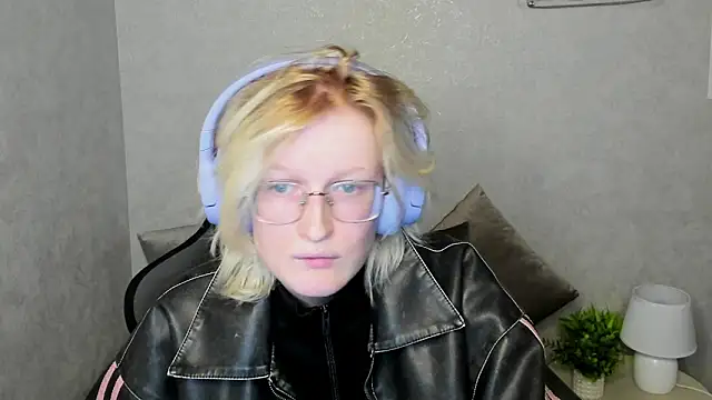 ElizabethHarpper photo 29