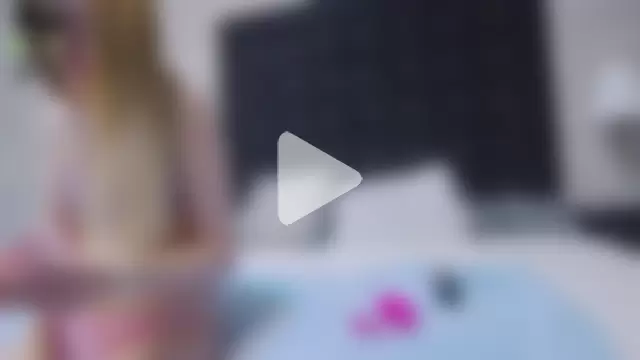 Ella_Lizzie photo 26