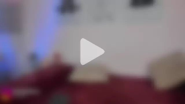 ElleGisellee photo 15