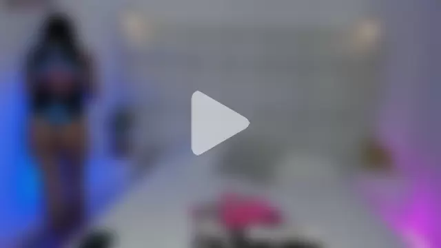 Emili__Jackson photo 8