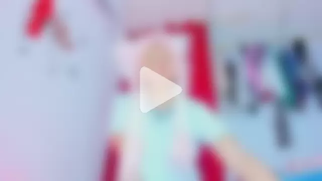 Emily_Coper18 photo 2