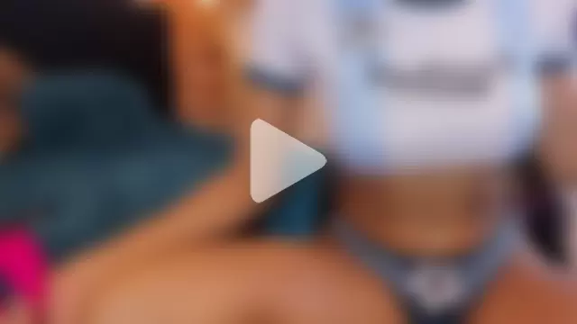 Emily_brown04 photo 14