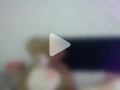 Emma-Wilson photo 27