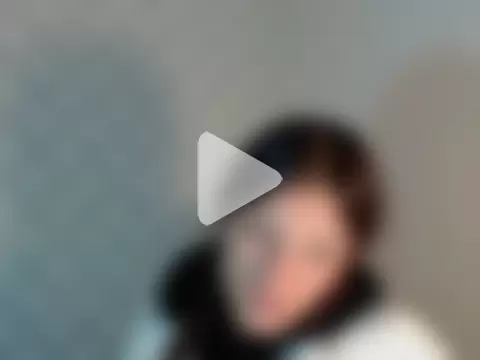 Emma-Wilson photo 15