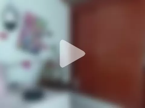 EmmilyConnor photo 4