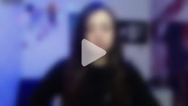 Eva_Roussell photo 1