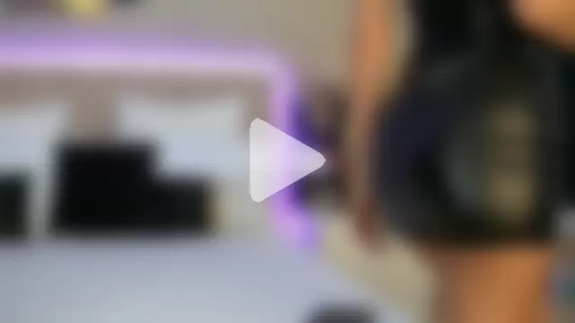 EvellineClaire photo 9