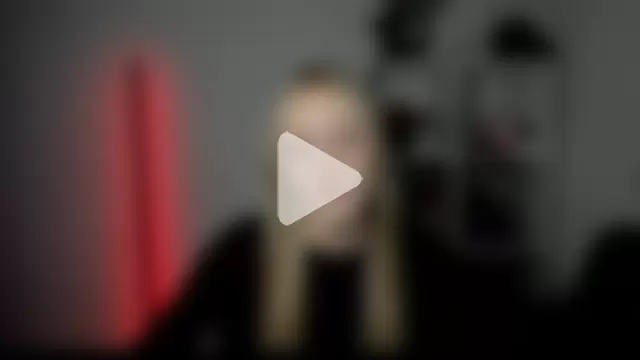 EvelynBlond photo 17