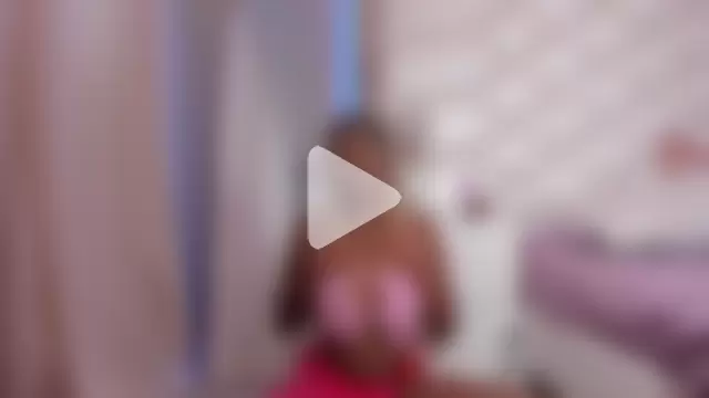 EvelynDivine photo 12