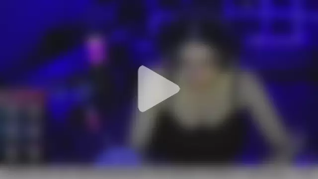 Gamergirl-Linela photo 23