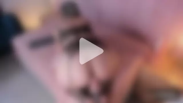 Hillary_Collins1 photo 3