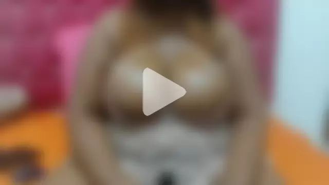 HornnyBabe35 photo 3