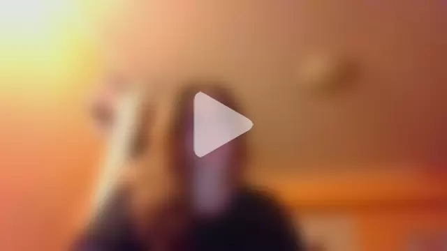 HornyJuliaXO photo 2