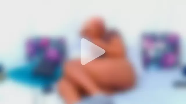 HotSmallTits photo 5