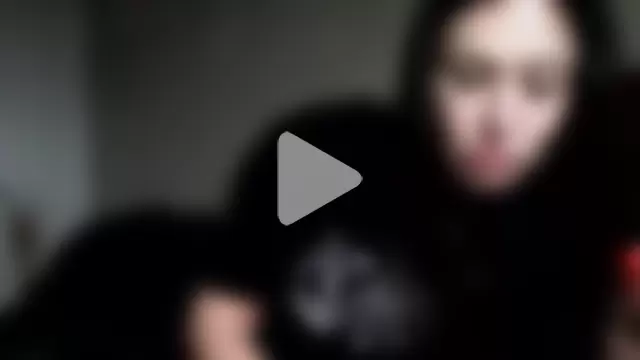 JulianaGold1 photo 30