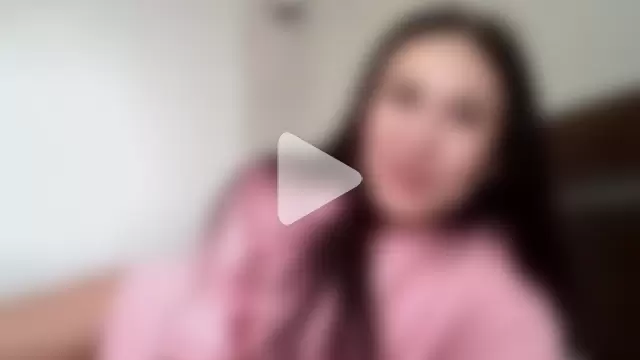 JulianaGold1 photo 13