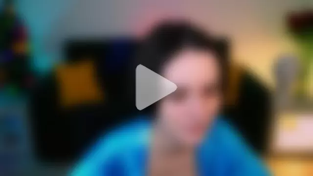 KateWillows photo 17