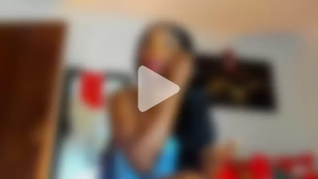 KimberlyBanks2 photo 4