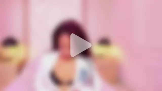 LailaDavidson photo 18