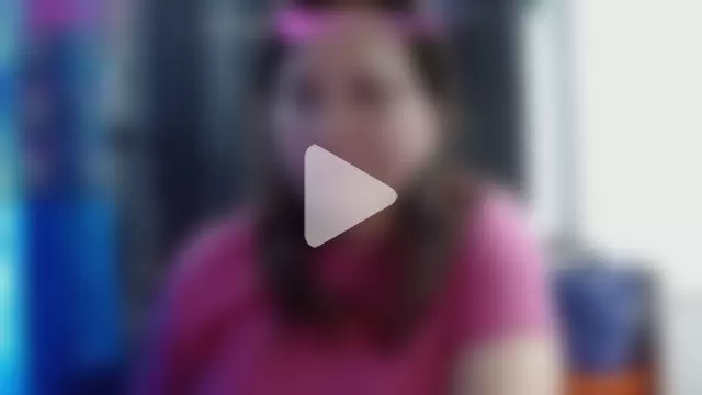 LauraReeves photo 25