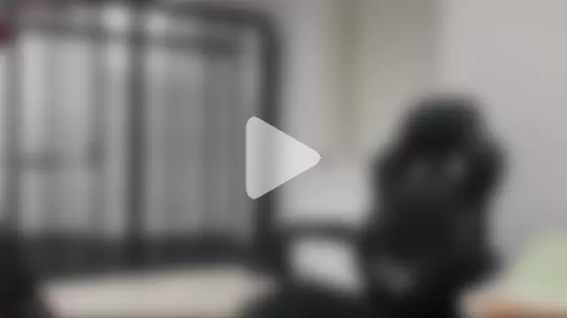 Laura_Chaplin photo 12