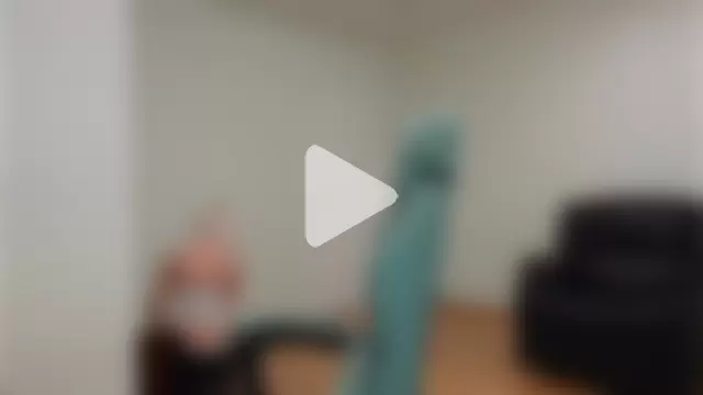 Laura_Chaplin photo 8