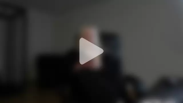 Laura_Chaplin photo 4