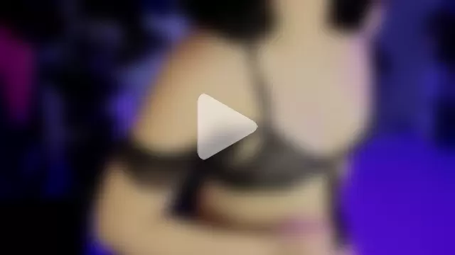 LiLLiAnderson photo 27