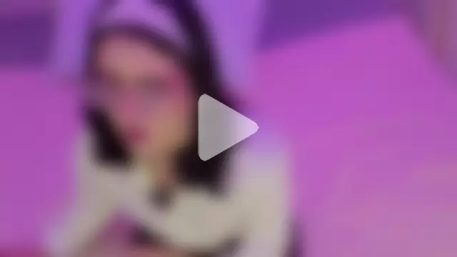 LiLLiAnderson photo 6